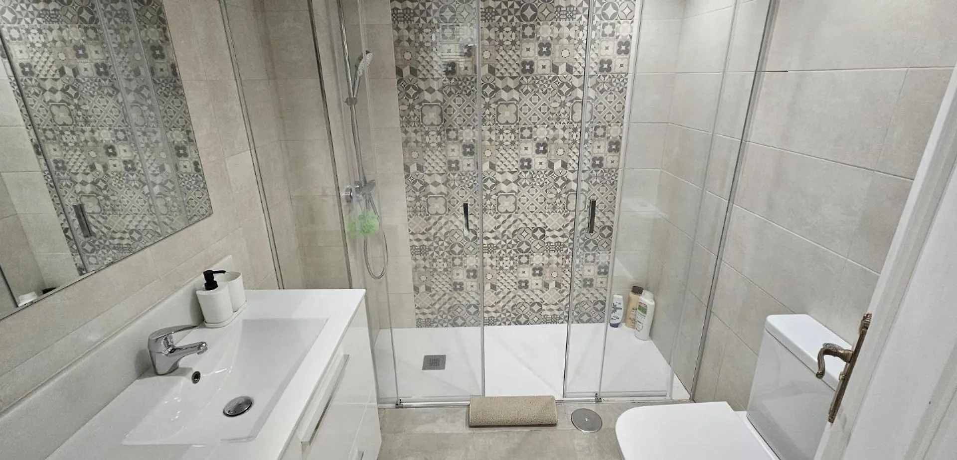 בית נופש טורמולינוס Chalet Playamar 300M De La Playa