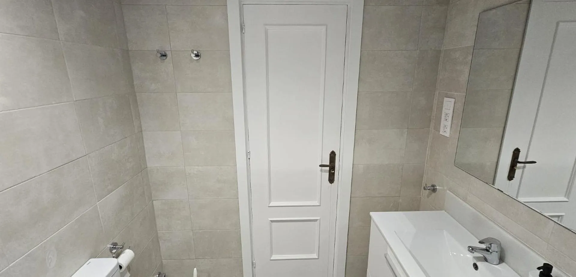 טורמולינוס Chalet Playamar 300M De La Playa 0*,